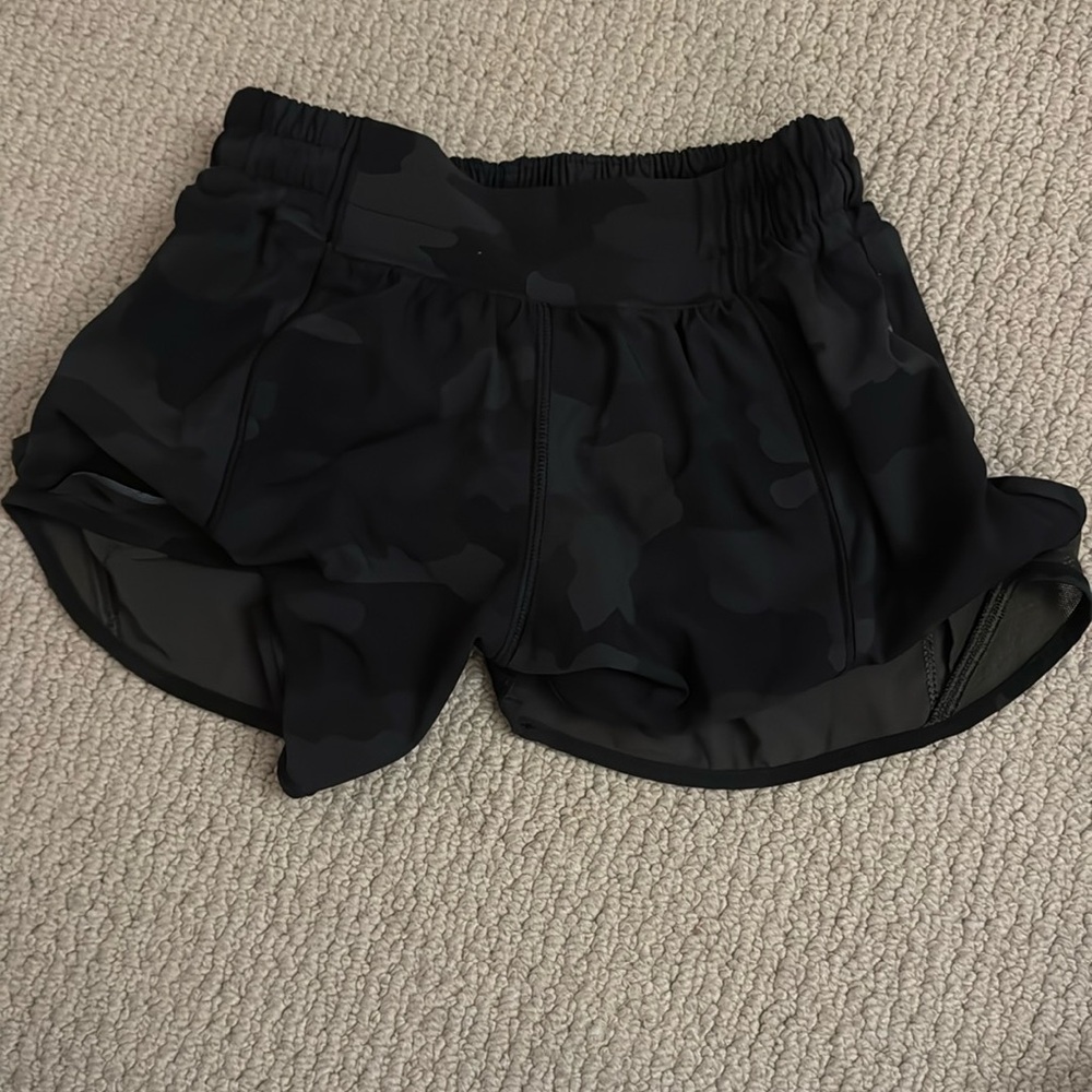 Lululemon Hotty Hot Shorts